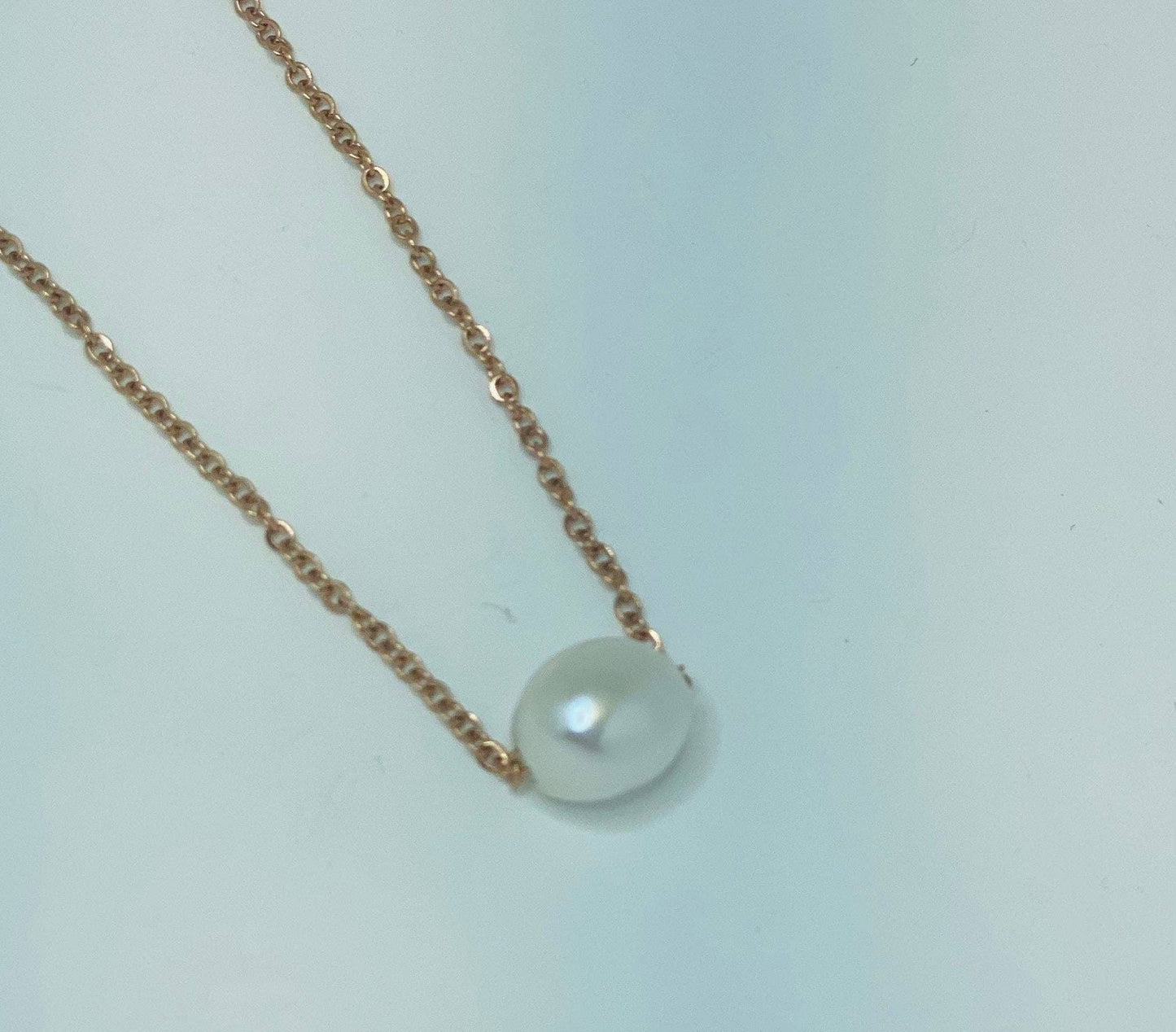 Joshua 1:9, pearl necklace, Encouragement gift